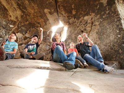 Burgruine Regenstein mit der Familie erkunden