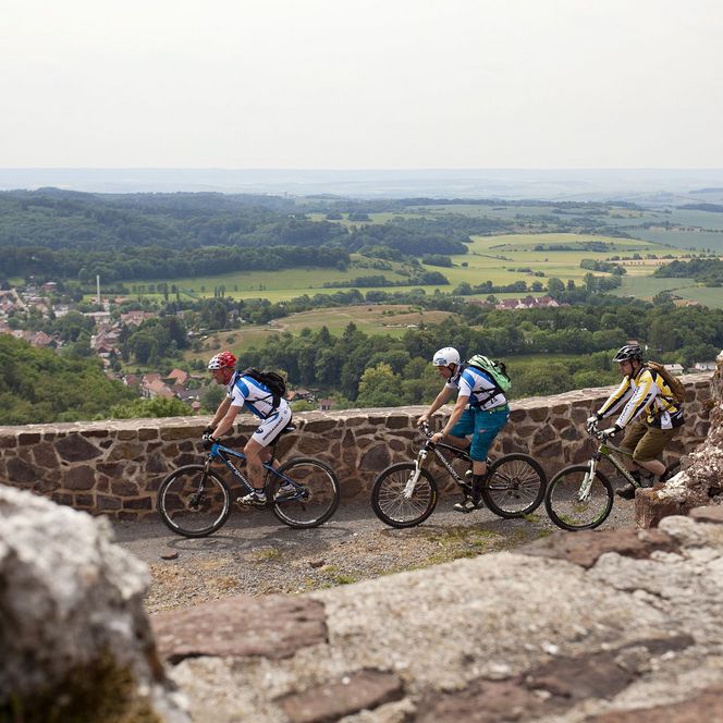 Mountainbiking an der Burgruine Hohnstein