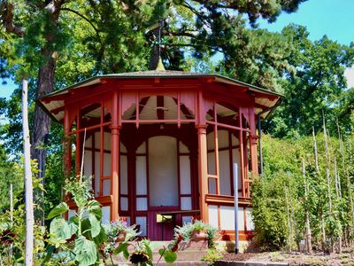 Pavillion im Europa Rosarium Sangerhausen