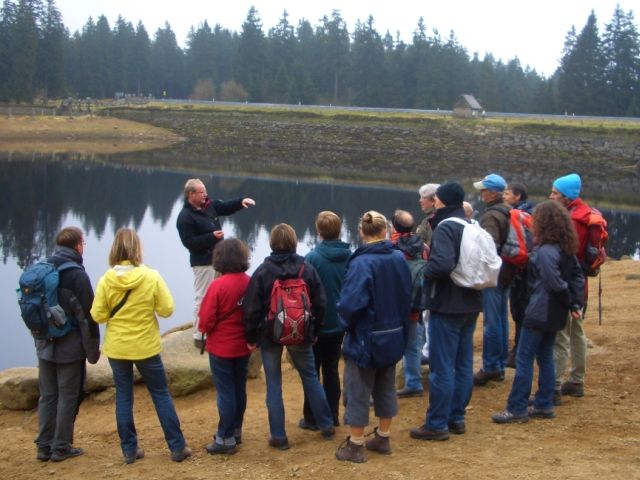 Erlebnisführung Harz - Gruppe am Oderteich