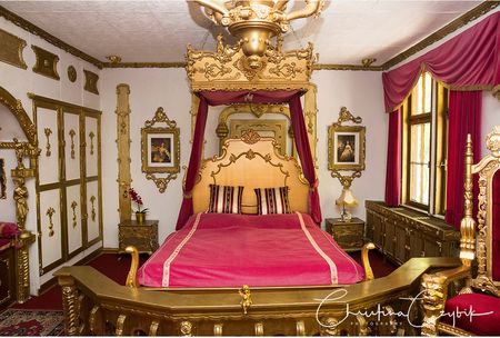 Königszimmer im Königreich Romkerhall