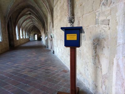 Sonderstempel der Harzer Wandernadel - Blauer Stempelkasten im Harzer Klostersommer