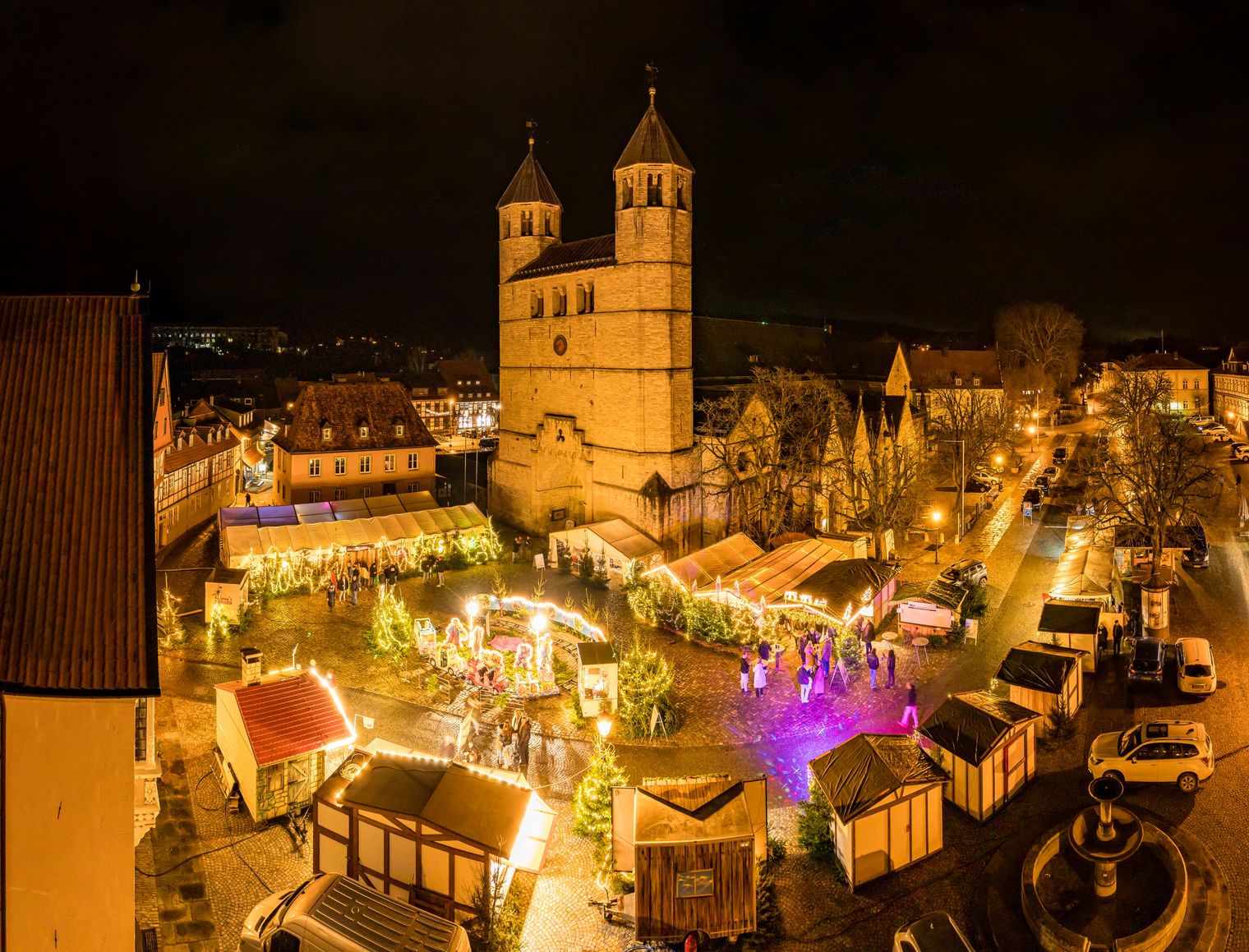 Weihnachtsmarkt Gandersheim Mehle_Hundertmarkt_klein.jpg