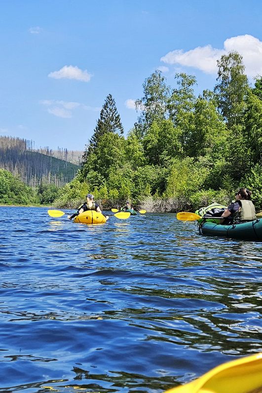 rafts on trails - Unterwegs auf der Okertalsperre