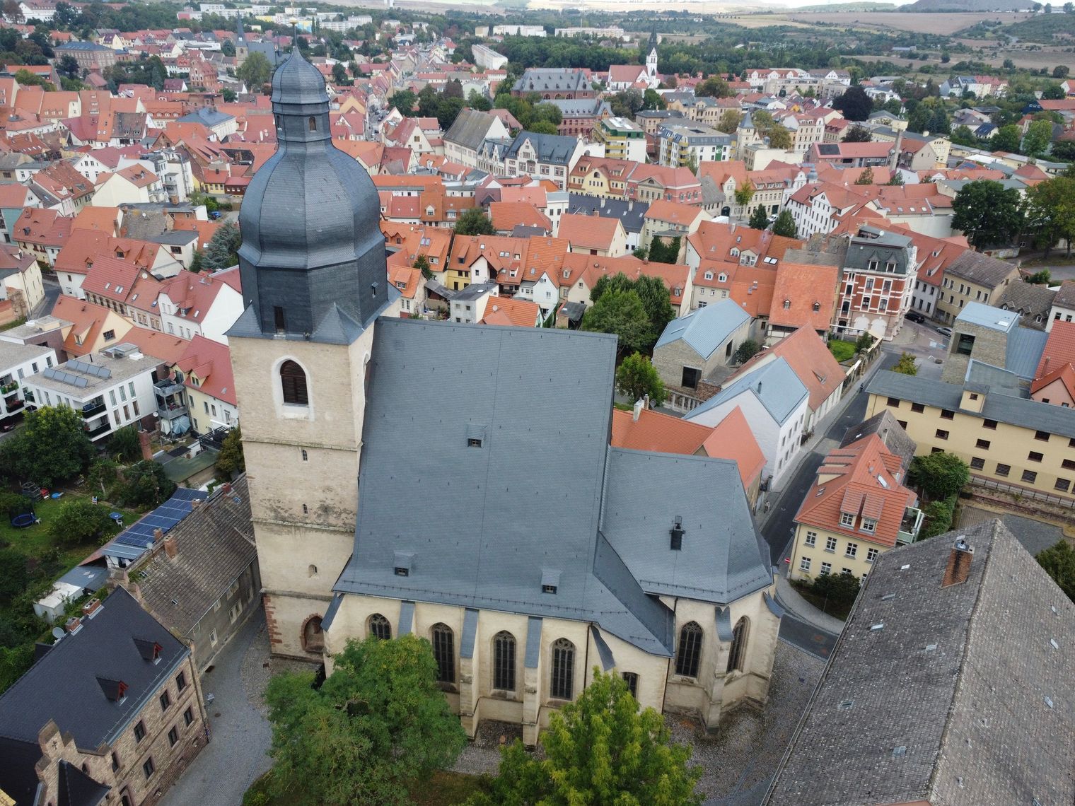 Luftaufnahme der St. Petri Paul Kirche, Lutherstadt Eisleben